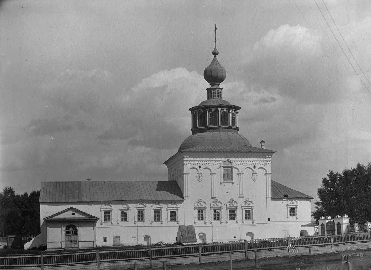 Наш край в начале 20 века. Крестовоздвиженская Церковь Соликамск.